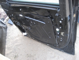 Chevy Silverado - WEATHER STRIP RUBBER SEAL right front  - st